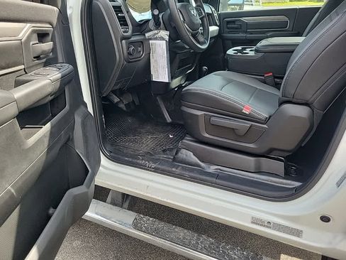 New 2024 RAM 3500 Tradesman image 10