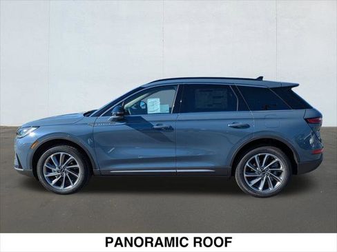 New 2025 Lincoln Corsair FWD w/ Equipment Group 101A image 3