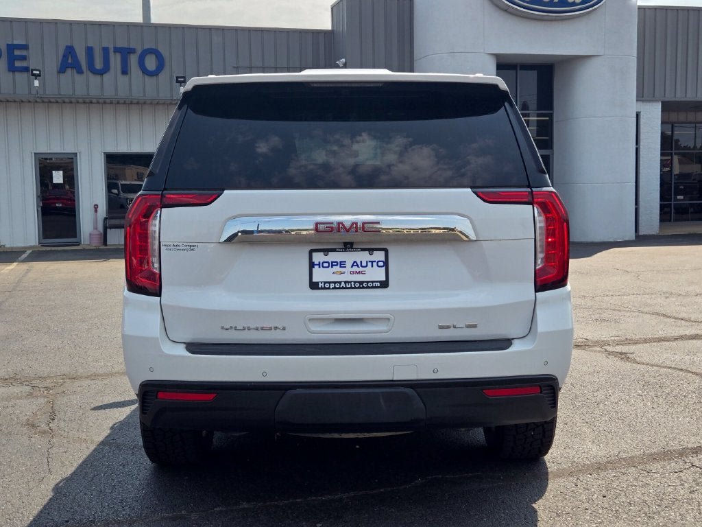 Used 2022 GMC Yukon SLE AWD/4WD image 4