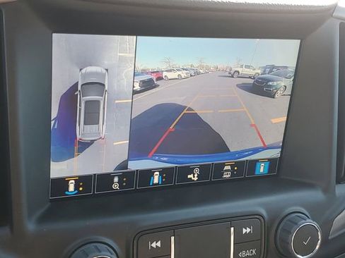 Certified 2024 GMC Terrain AT4 w/ Infotainment Package II AWD/4WD image 27