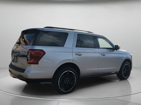 Certified 2023 Ford Expedition Limited image 28