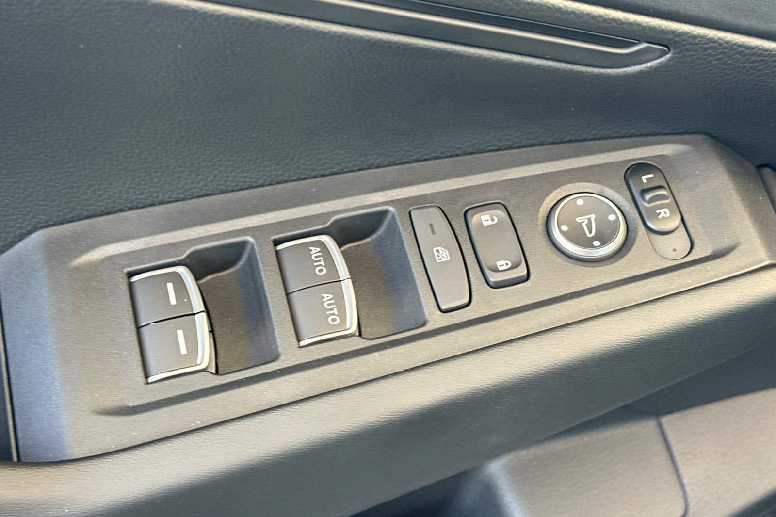 Used 2026 Honda Accord LX image 12