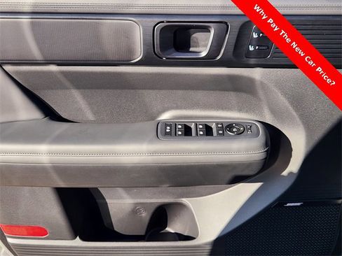 Certified 2025 Hyundai Santa Fe Calligraphy image 16