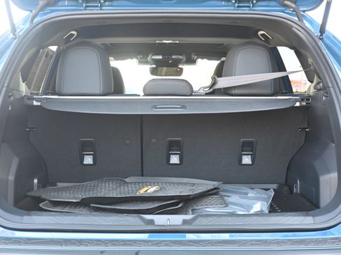 Certified 2025 Subaru Crosstrek 2.5i Wilderness image 34