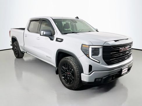 Used 2024 GMC Sierra 1500 Elevation w/ Preferred Package AWD/4WD image 4