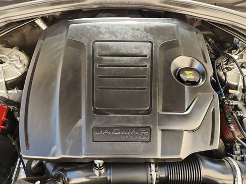 Used 2020 Jaguar F-PACE Prestige image 30