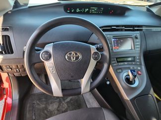 Used 2012 Toyota Prius Four video 2