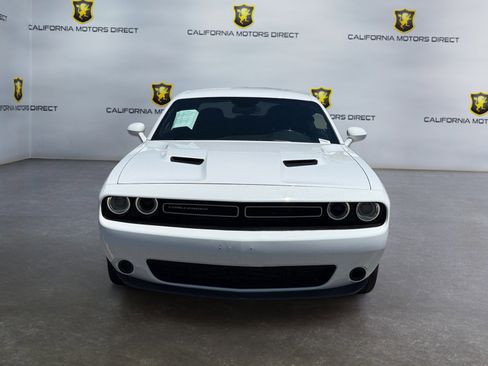Used 2020 Dodge Challenger SXT RWD image 8