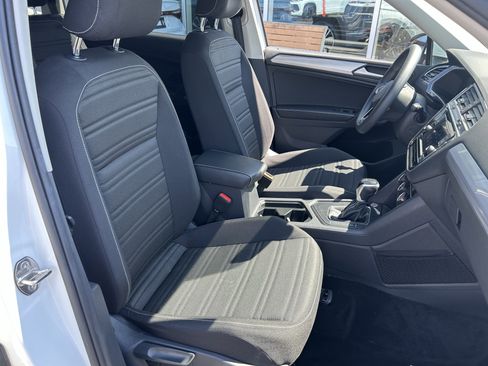 Certified 2022 Volkswagen Tiguan S image 25