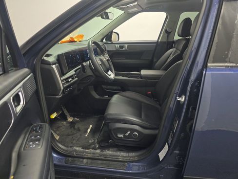 Used 2025 Hyundai Santa Fe XRT image 7