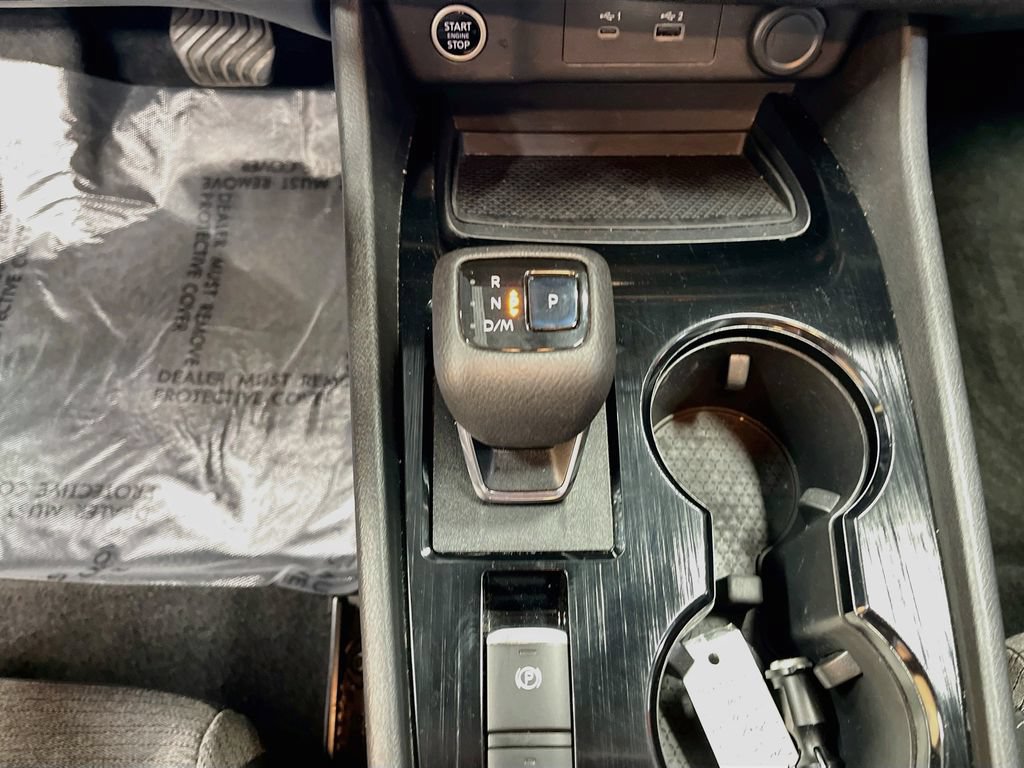 Used 2021 Nissan Rogue SV AWD/4WD image 16