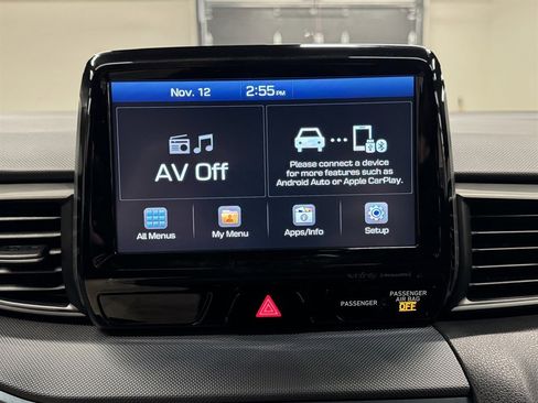 Used 2019 Hyundai Veloster Turbo image 28