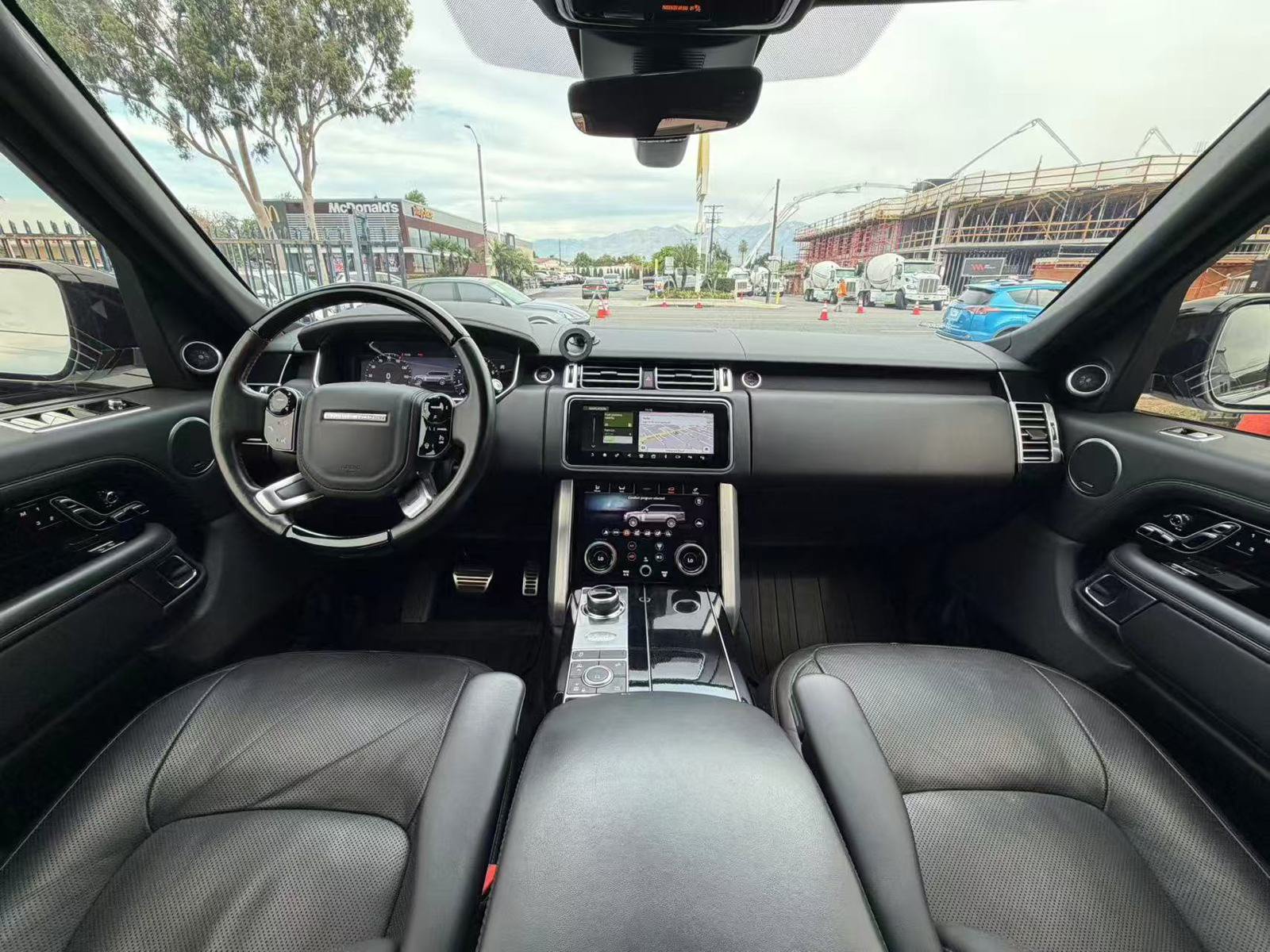 Used 2021 Land Rover Range Rover P525 Westminster Edition AWD/4WD image 7