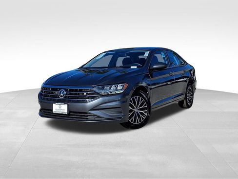 Used 2021 Volkswagen Jetta S image 1