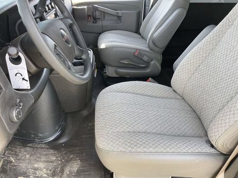 New 2025 GMC Savana 2500 Extended w/ Driver Convenience Package image 19