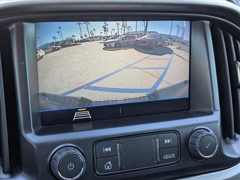 Used 2022 Chevrolet Colorado LT w/ LT Convenience Package image 14