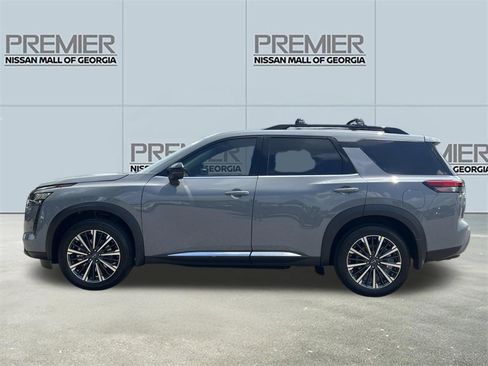 New 2026 Nissan Pathfinder Platinum AWD/4WD image 23