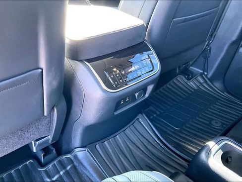 Used 2026 INFINITI QX80 Luxe w/ Cargo Package AWD/4WD image 33