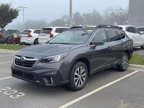 Used 2020 Subaru Outback Premium AWD/4WD image 2