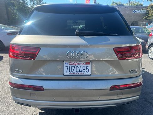 Used 2017 Audi Q7 3.0T Prestige AWD/4WD image 6