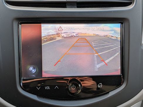 Used 2015 Chevrolet Trax LT w/ LT Plus Package image 27