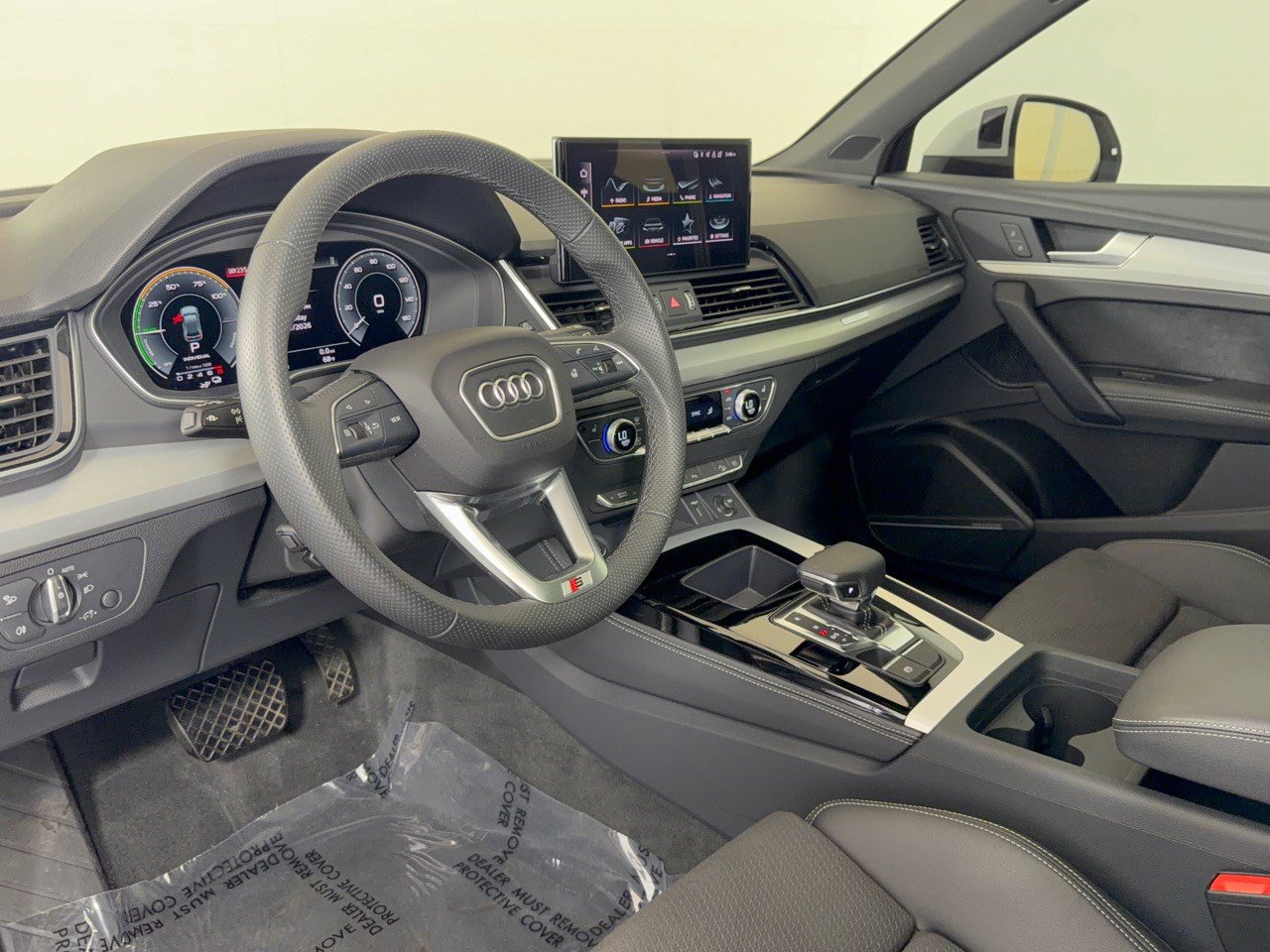 Used 2024 Audi Q5 e Premium Plus w/ Premium Plus Package AWD/4WD image 4