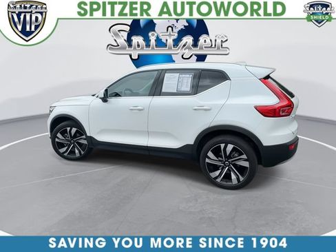 Used 2024 Volvo XC40 B5 Plus w/ Climate Package AWD/4WD image 7