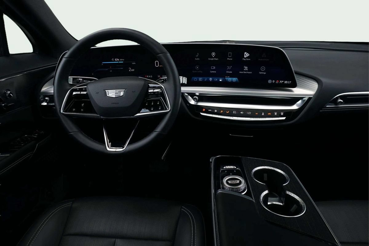 Used 2024 Cadillac Lyriq Luxury RWD image 21