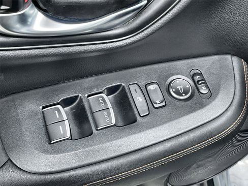 Certified 2024 Honda HR-V Sport image 12