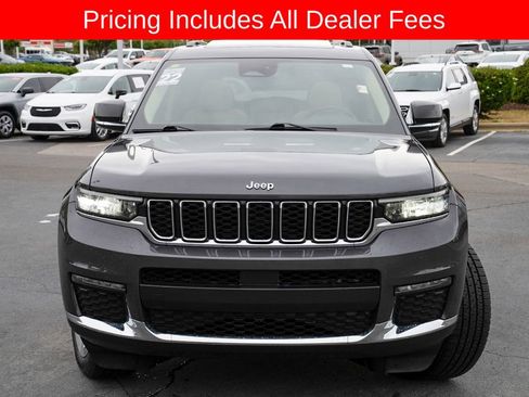 Used 2022 Jeep Grand Cherokee L Limited AWD/4WD image 2