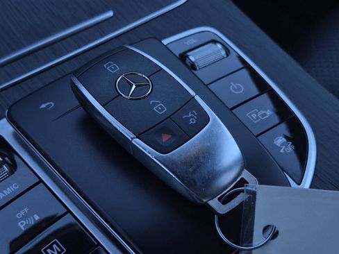 Used 2022 Mercedes-Benz GLC 300 image 31