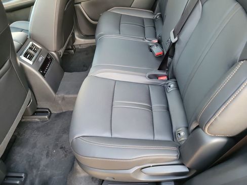 New 2026 MAZDA CX-90 3.3 Turbo w/ Premium Sport Pkg image 16