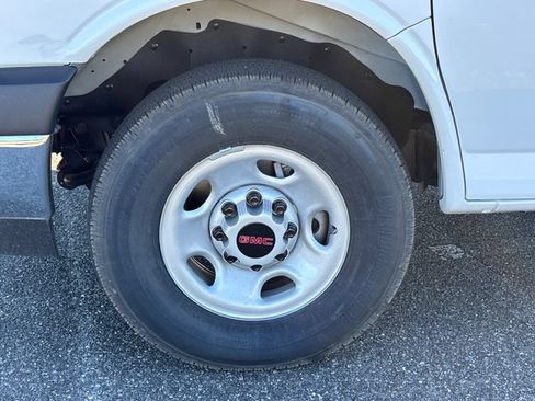 New 2025 GMC Savana 3500 w/ Power Convenience Package RWD image 36