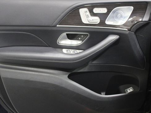 Used 2020 Mercedes-Benz GLS 450 4MATIC w/ Convenience Package image 3