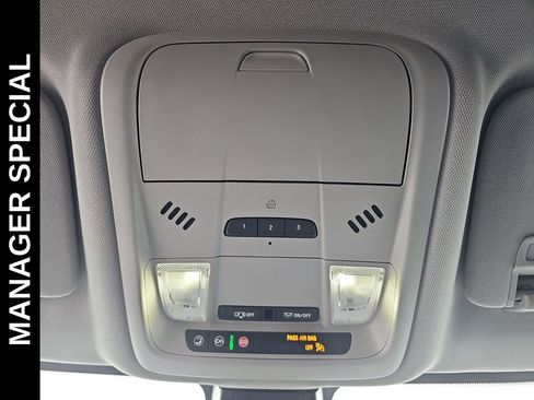 New 2025 Chevrolet Blazer LT w/ Convenience Package image 30