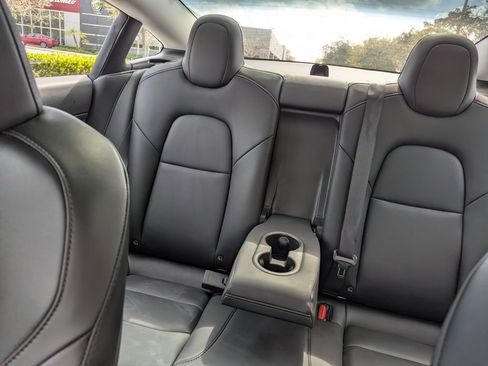 Used 2023 Tesla Model 3 Standard Range image 20