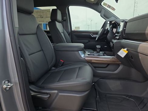 New 2026 Chevrolet Silverado 1500 RST w/ Convenience Package II image 18