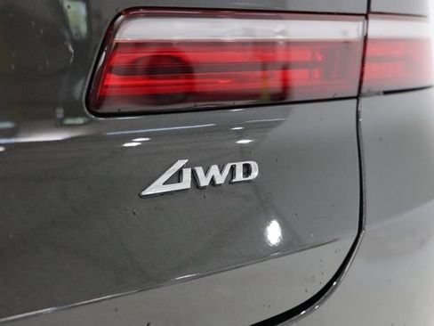 Used 2024 Genesis GV80 2.5T w/ Advanced Package AWD/4WD image 13