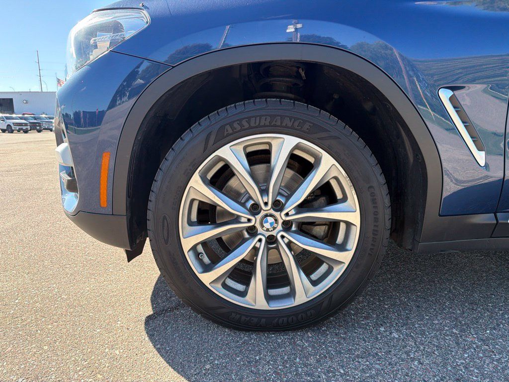 Used 2019 BMW X3 xDrive30i w/ Driving Assistance Package AWD/4WD image 40