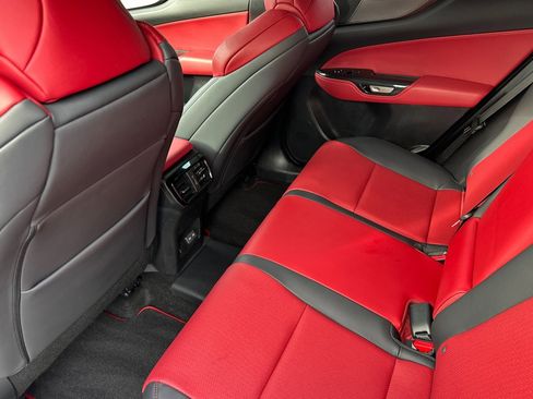 Used 2025 Lexus NX 450h+ F Sport image 15