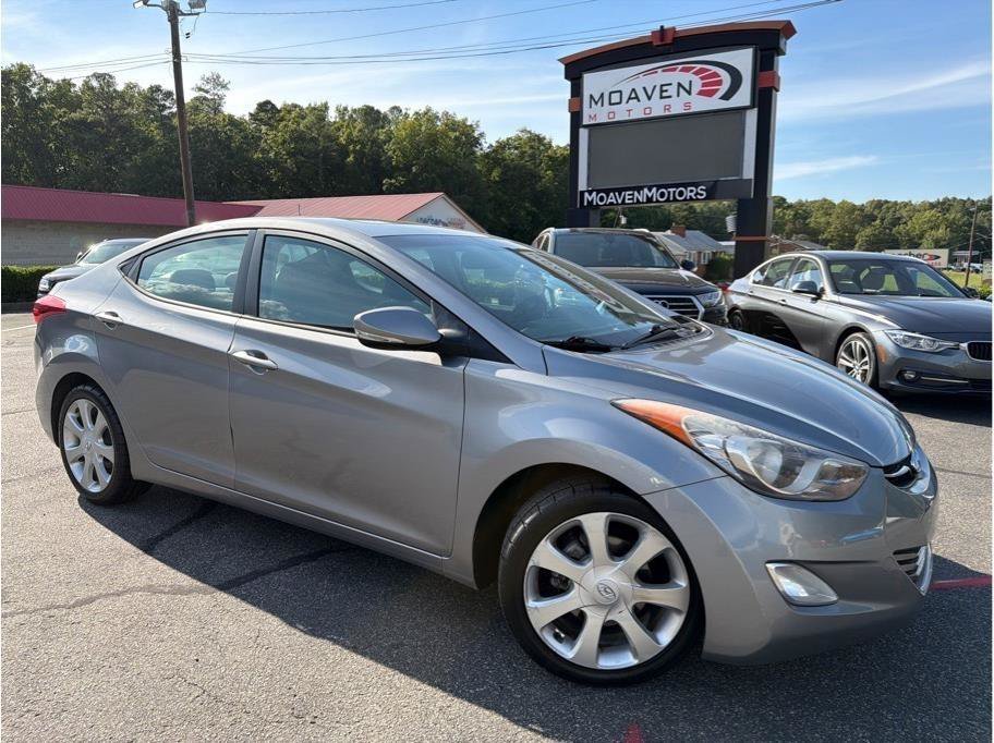 Used 2012 Hyundai Elantra Limited FWD image 1