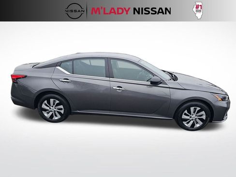 Used 2025 Nissan Altima 2.5 S image 5