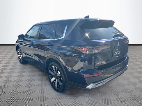 New 2026 Mitsubishi Outlander SE image 5