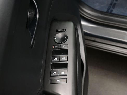 Used 2025 Hyundai Kona SE AWD/4WD image 10