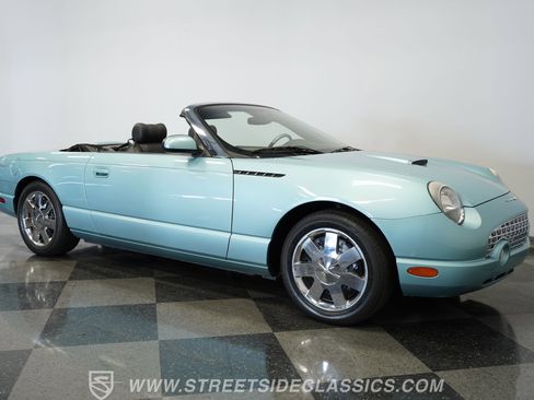 Used 2002 Ford Thunderbird image 15