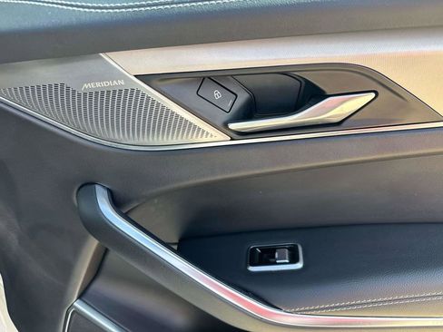 Used 2024 Jaguar F-PACE R-Dynamic S image 18