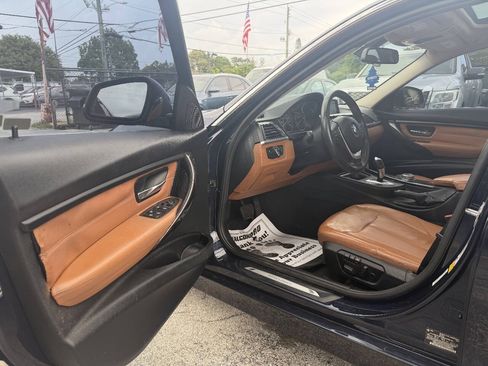 Used 2015 BMW 328i Sedan RWD image 9
