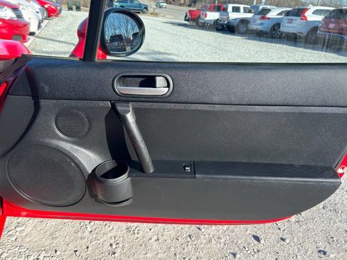 Used 2007 MAZDA MX-5 Miata Touring image 15