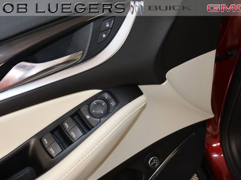 Certified 2023 Buick Enclave Essence image 8