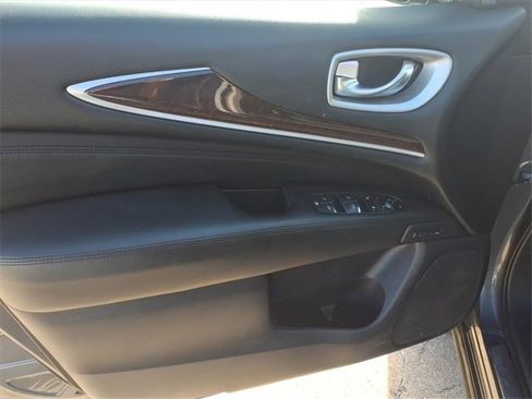 Used 2015 INFINITI QX60 AWD w/ Deluxe Touring Package image 19